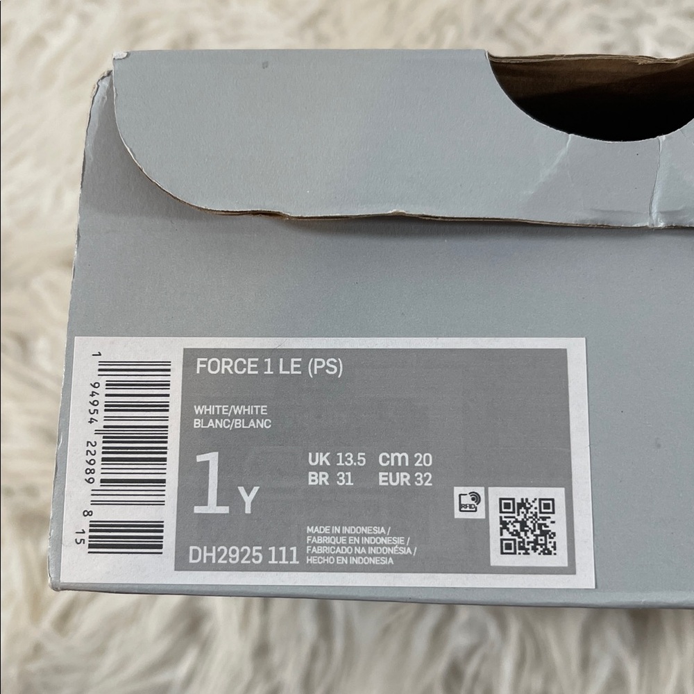 NIKE Kids' Grade School Air Force 1 Low Shoes White Sneakers Size 1 NEW - Picture 12 of 14